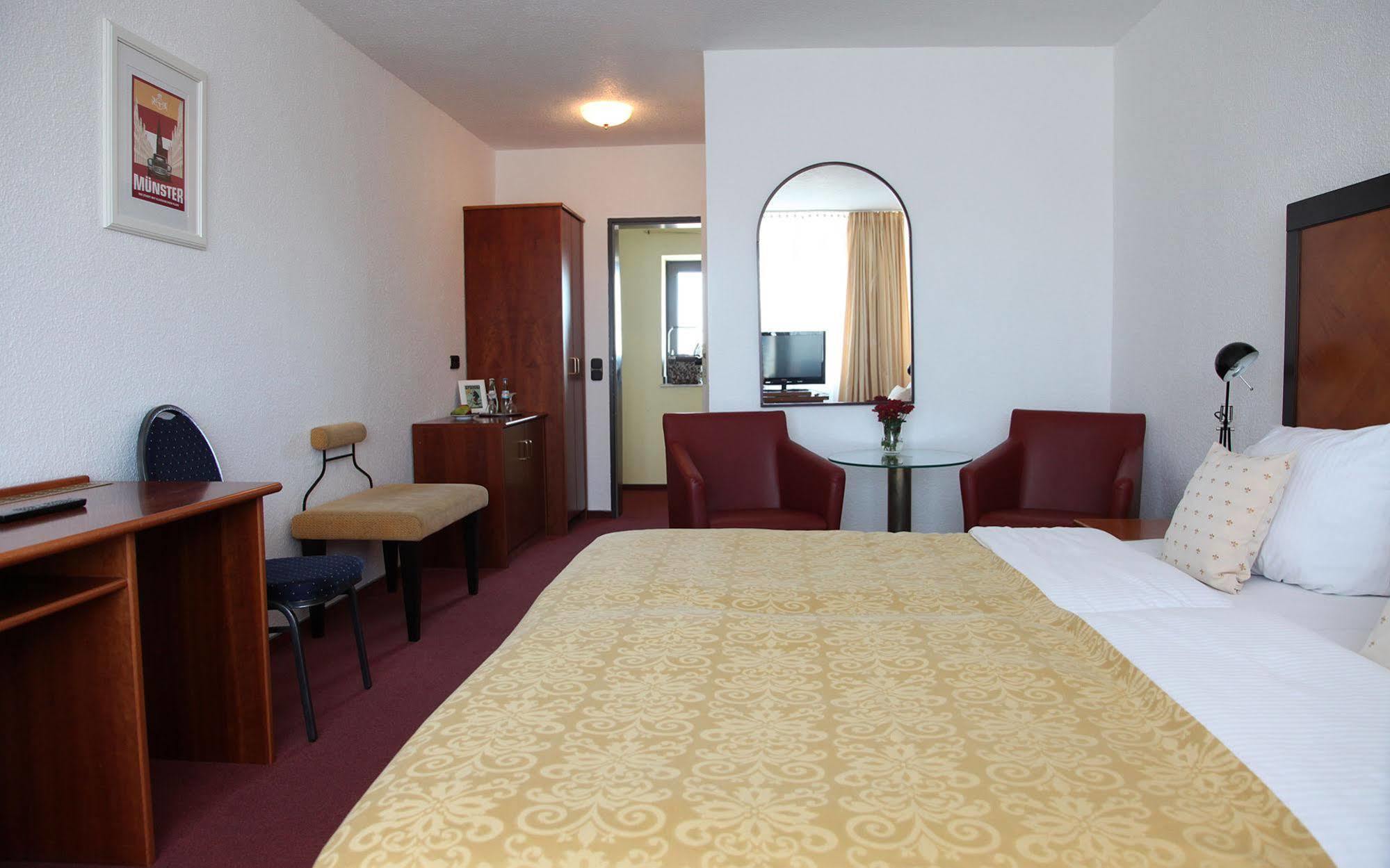 Cityhotel Amadeus Münster Exterior foto